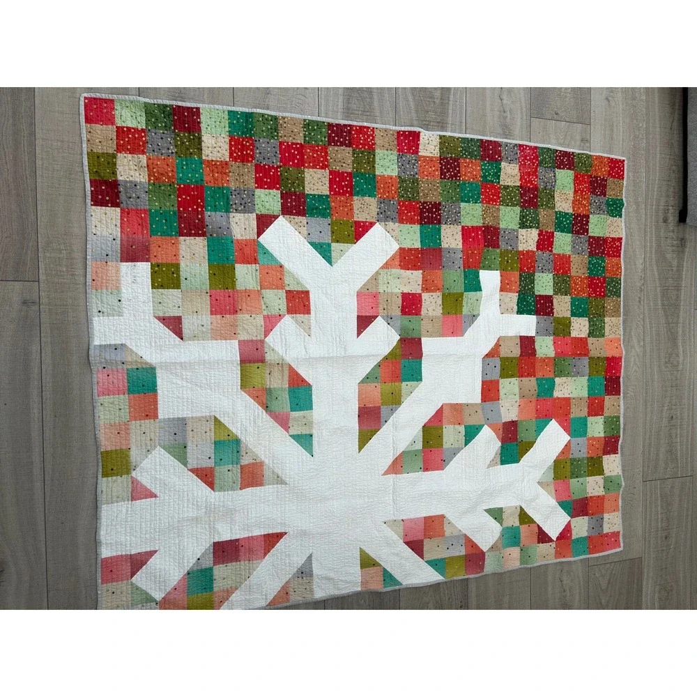 Handmade Snowflake Patchwork Quilt Multicolor Christmas Winter Throw  55x66